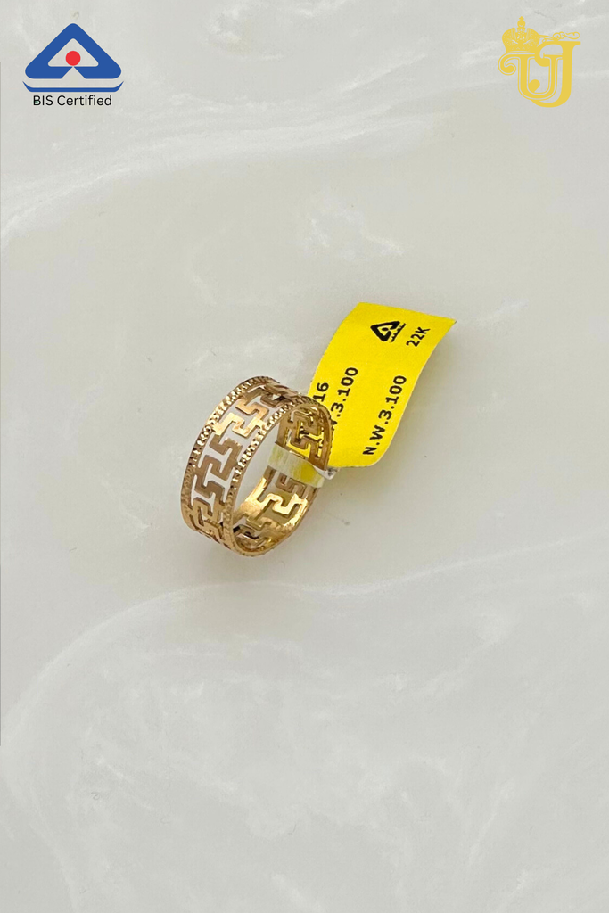 Key Cut-Out Gold Band