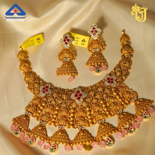The Emerald Shagun Chouker Set