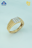 Brick-Textured Diamond Ring