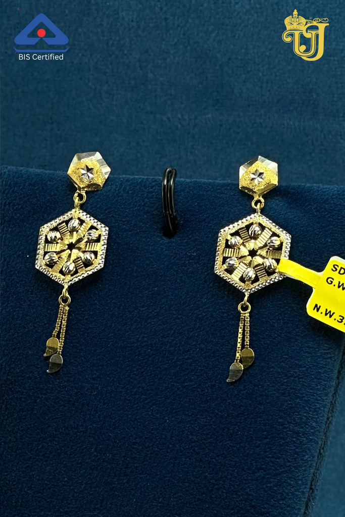 The Hexa-Star Sui Dhaga