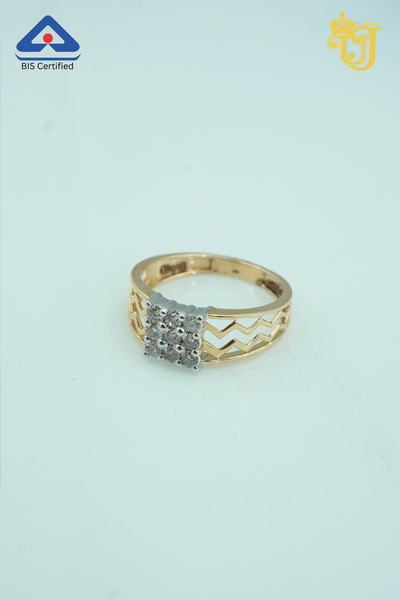Majestic Grid Wave Ring