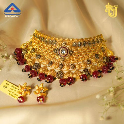 Antique Leaf-Patterned Choker