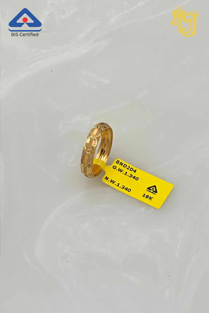 Embossed Circle Motif Gold Band