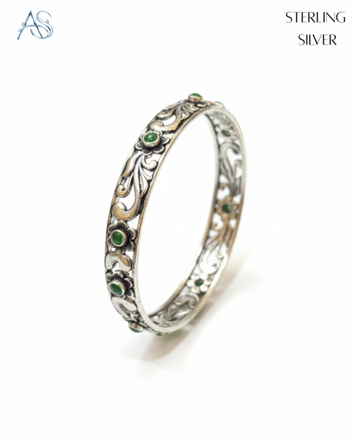 The Emerald-Leaf Silver Ladies Kada